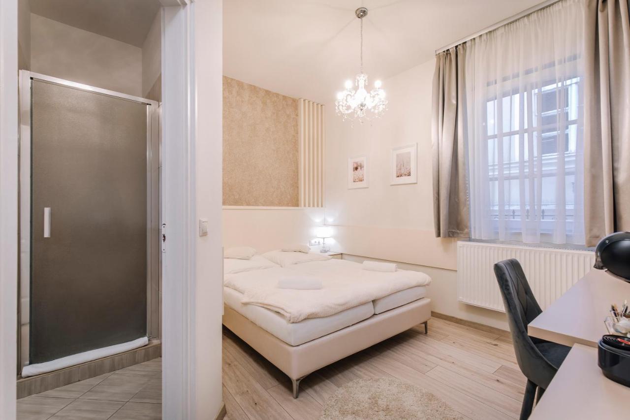 Soho Apartmanhaz Gyor Exterior photo